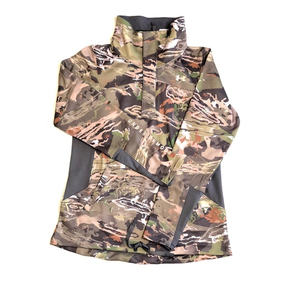 Under Armour Jackets & Blazers - Under Armour Women’s Fleece Camo Hunting Jacket